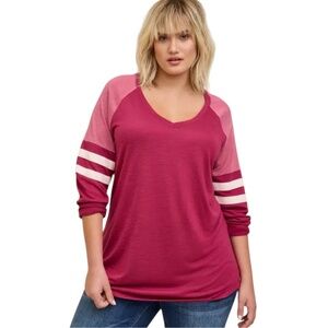 NWT Torrid Feather Soft Slub V-Neck Varsity Raglan Tee Size 0 (14/16) Pink Berry